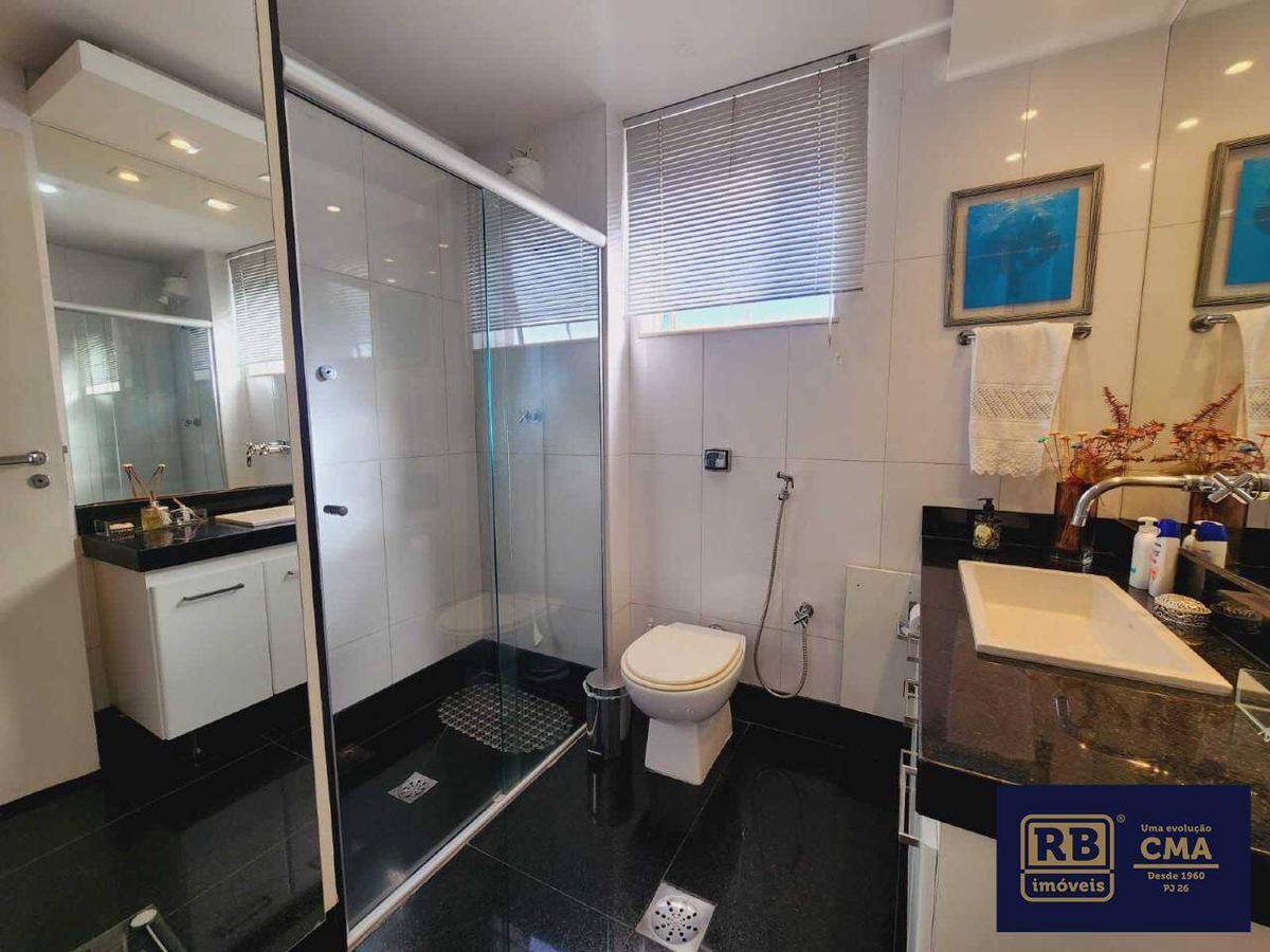 Apartamento, Funcionários, 4 Quartos, 2 Vagas, 1 Suíte