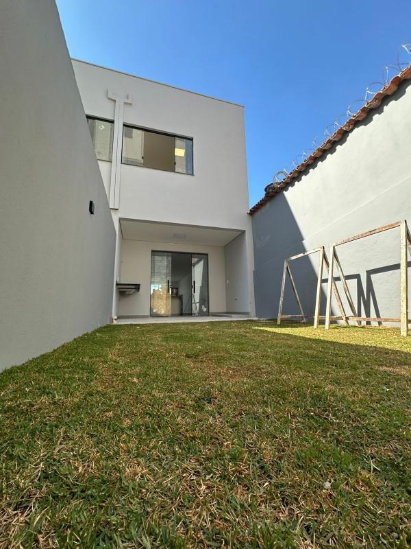 Casa, Bom Retiro, 3 Quartos, 2 Vagas, 1 Suíte
