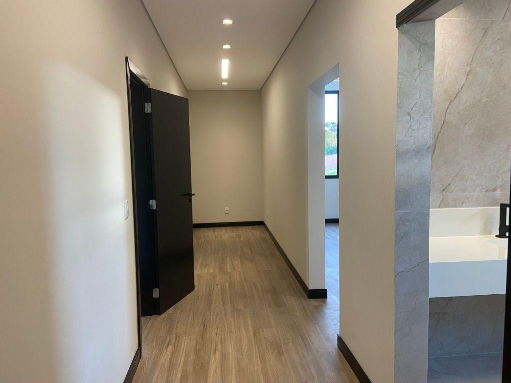 Casa, Condomínio Alphaville, 4 Quartos, 4 Vagas, 4 Suítes