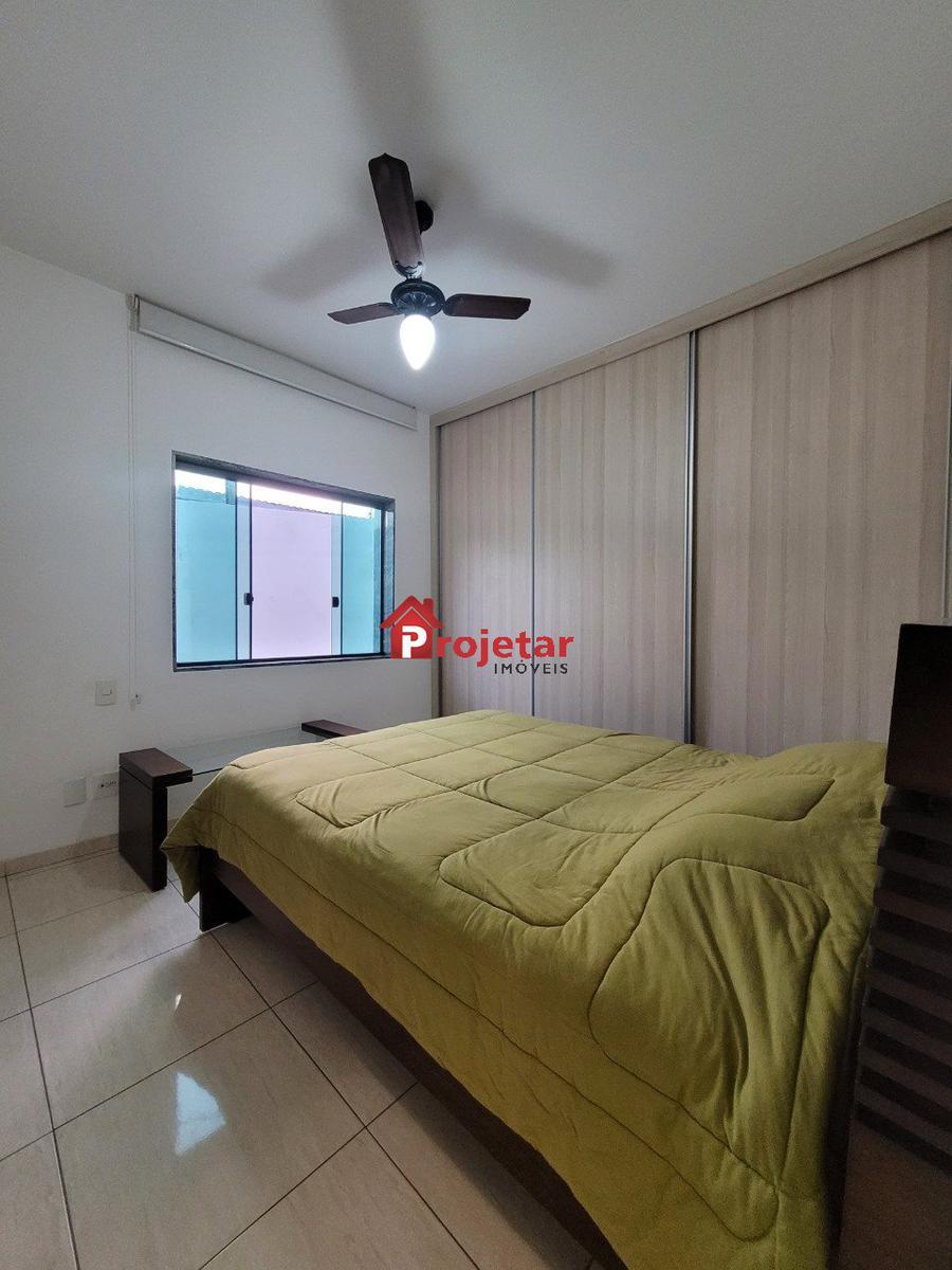 Casa, Sagrada Família, 3 Quartos, 3 Vagas, 1 Suíte