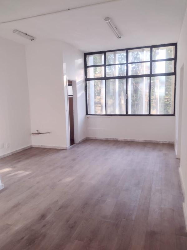Sala, Barro Preto, 0 Quarto, 0 Vaga