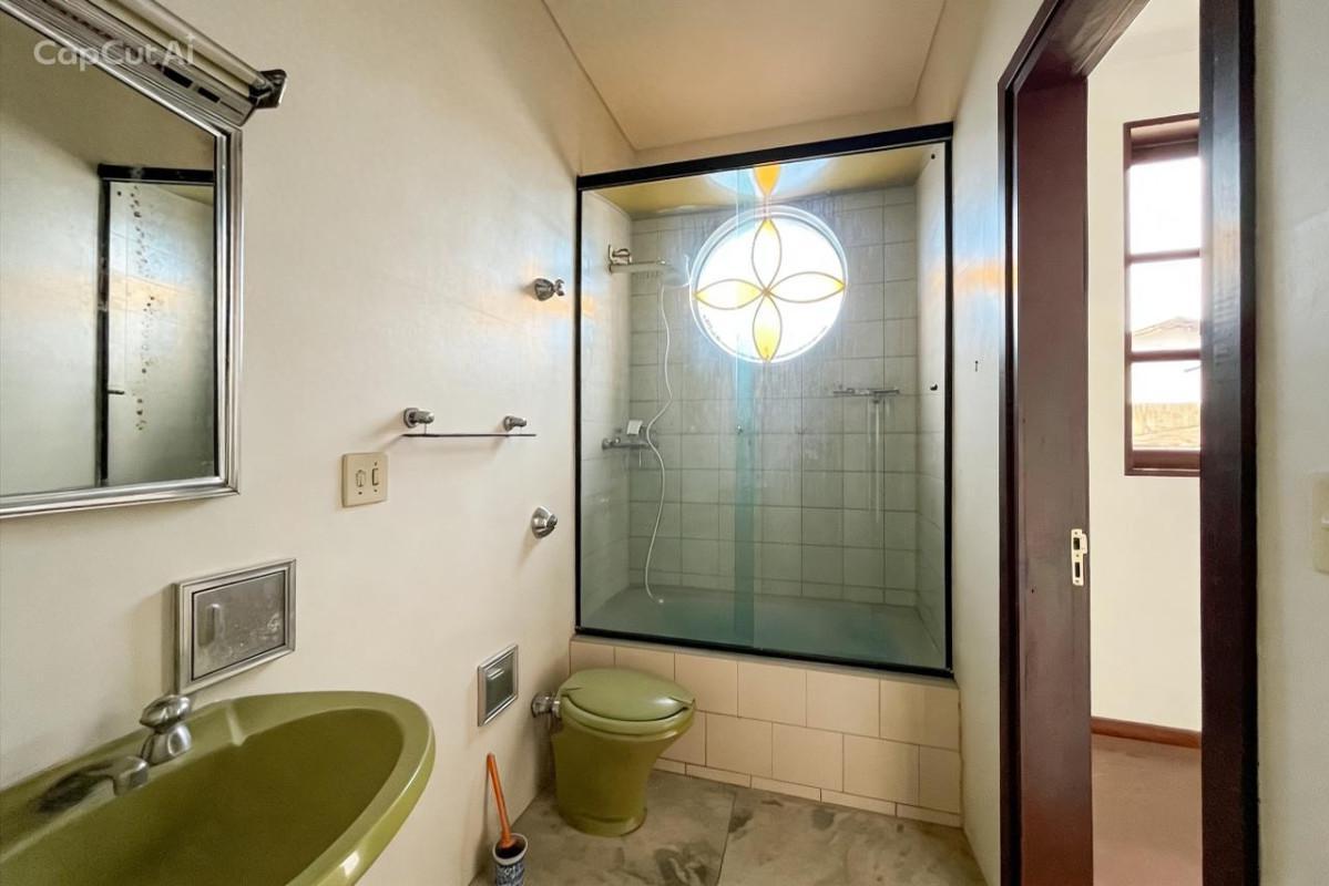 Casa, Ouro Preto, 5 Quartos, 8 Vagas, 1 Suíte