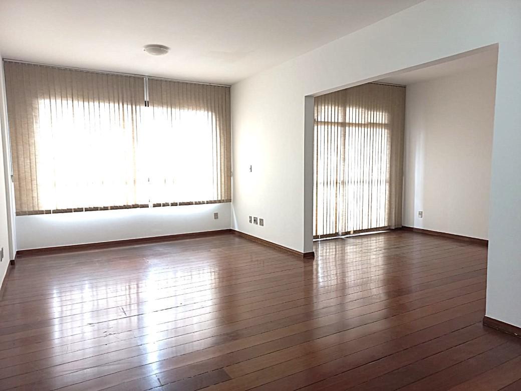 Apartamento, Funcionários, 4 Quartos, 2 Vagas, 1 Suíte