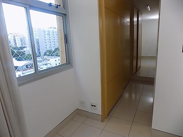 Apartamento, Funcionários, 2 Quartos, 2 Vagas, 1 Suíte