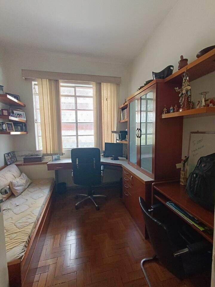 Prédio, Santo Antônio, 7 Quartos, 3 Vagas, 1 Suíte