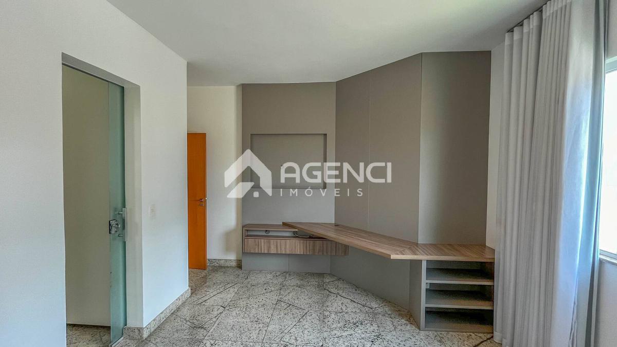 Casa, Bandeirantes (pampulha), 3 Quartos, 0 Vaga, 1 Suíte