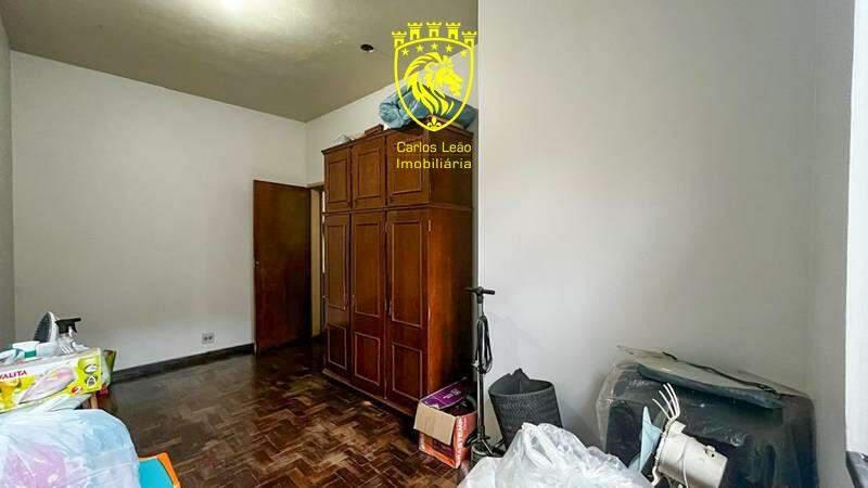 Casa, Santa Terezinha, 4 Quartos, 5 Vagas, 1 Suíte