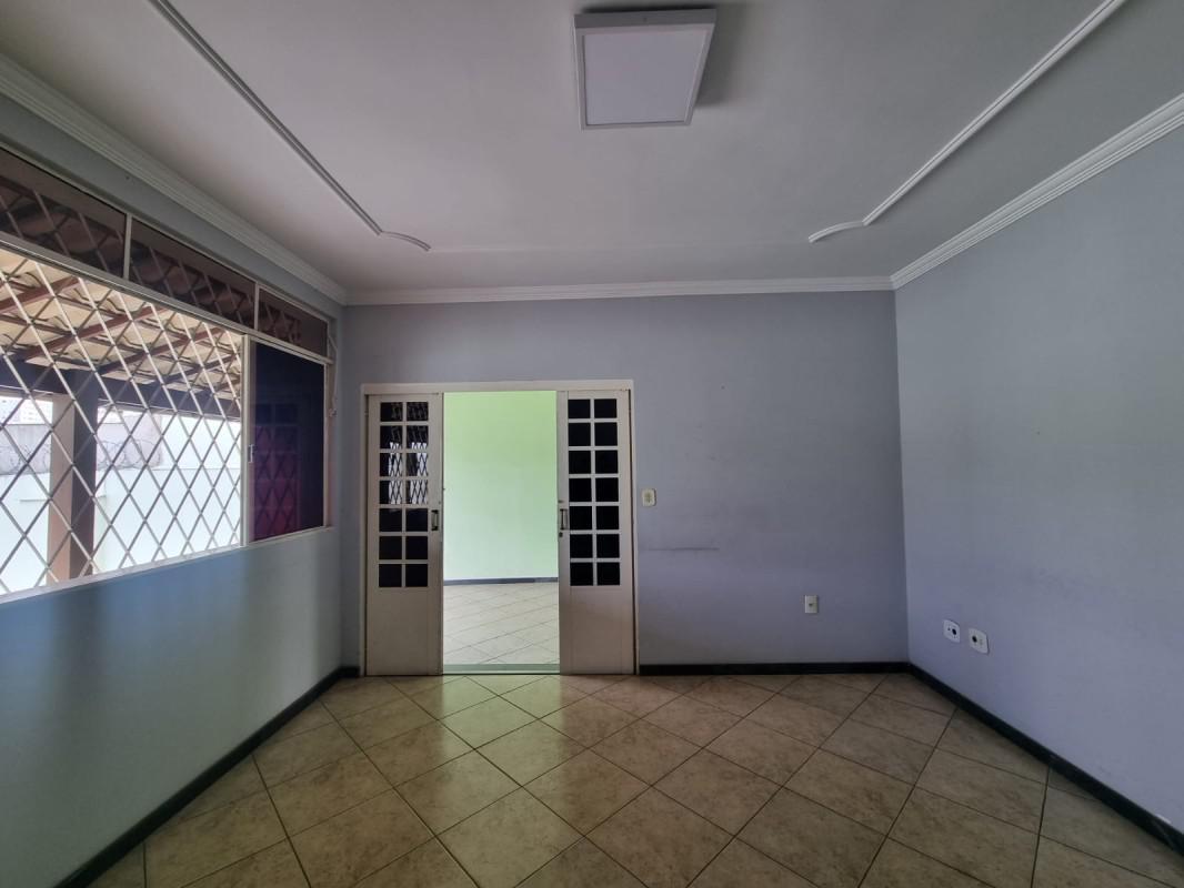 Casa, Jardim Riacho das Pedras, 5 Quartos, 7 Vagas, 1 Suíte