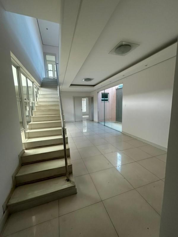 Casa, Centro, 3 Quartos, 3 Vagas, 1 Suíte