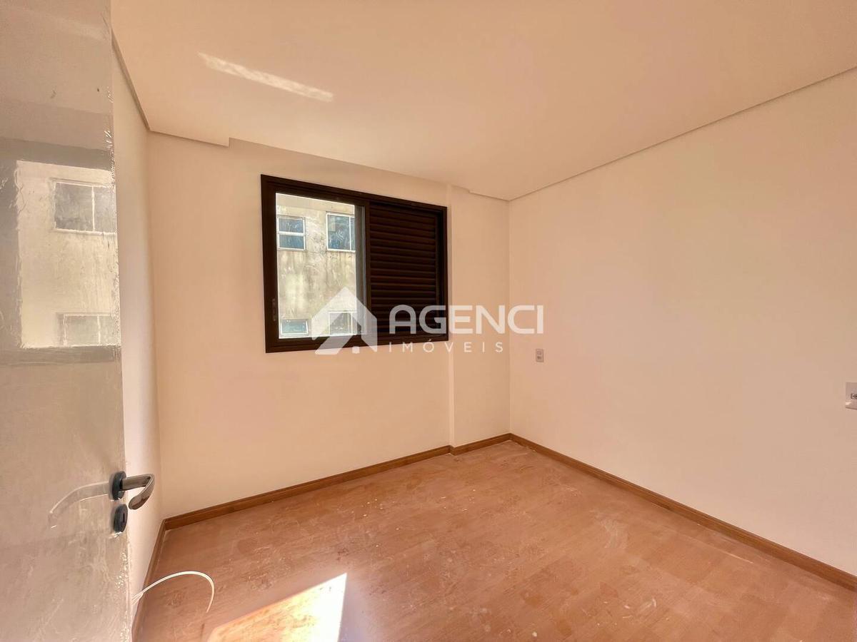 Apartamento, Paquetá, 3 Quartos, 0 Vaga, 1 Suíte