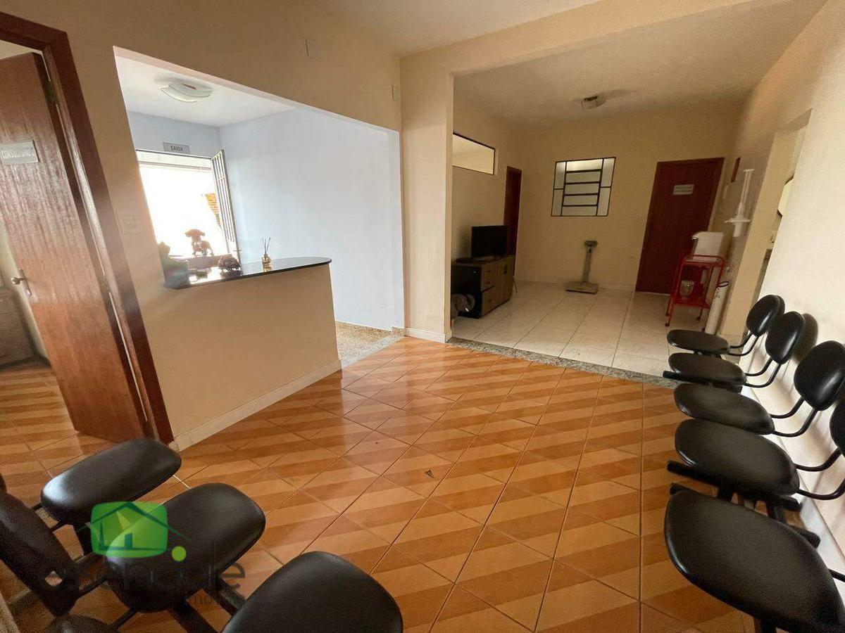 Casa Comercial, Eldorado, 4 Quartos, 5 Vagas