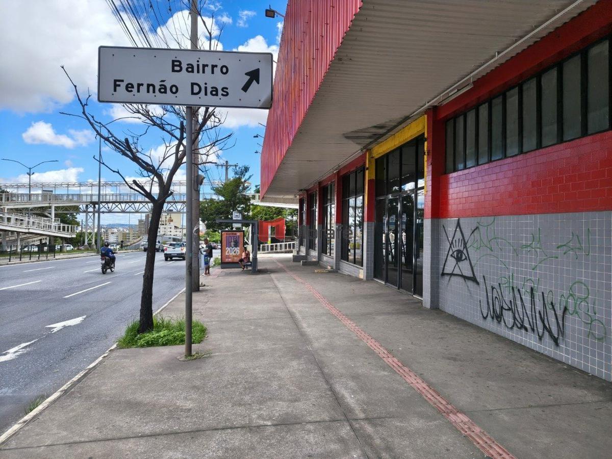 Galpão, Sagrada Família, 0 Quarto, 0 Vaga