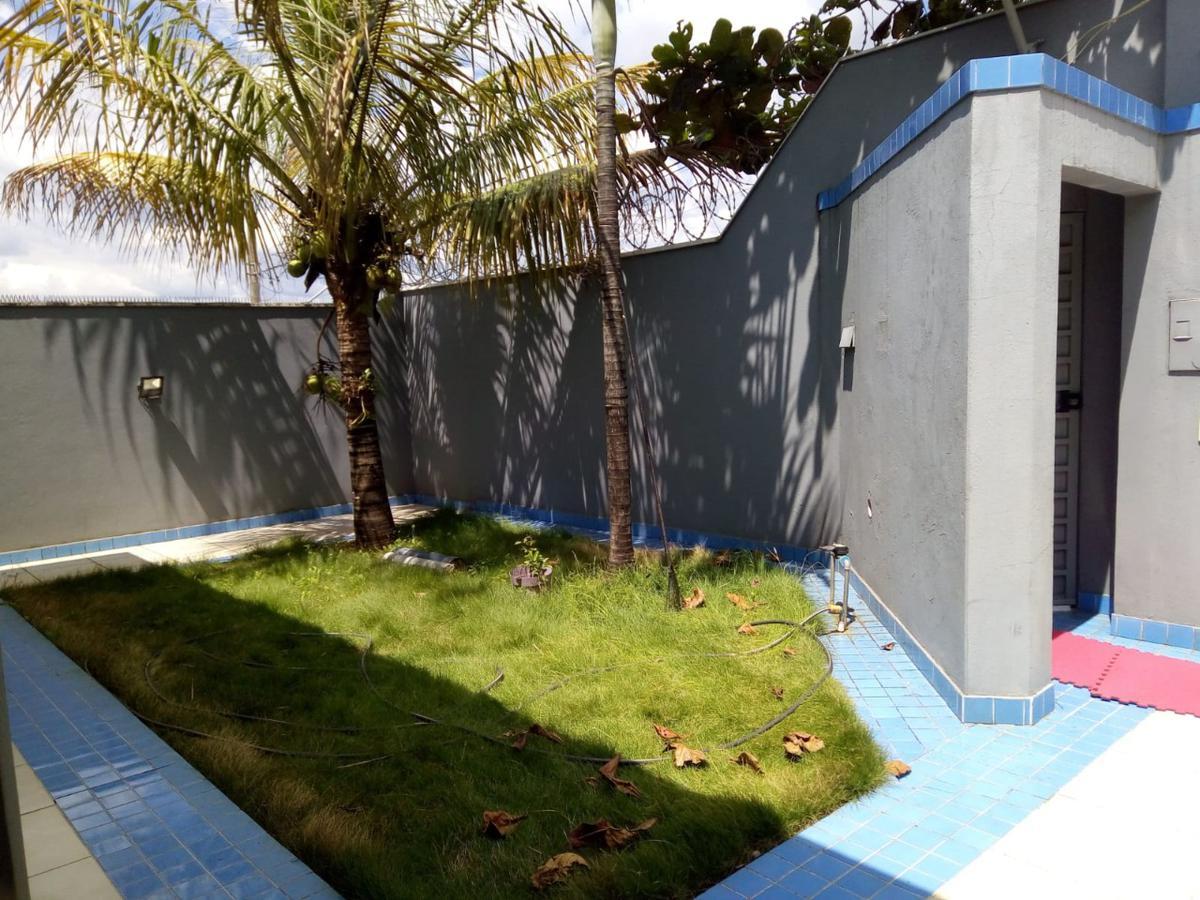 Casa, Alto das Flores, 2 Quartos, 3 Vagas, 1 Suíte