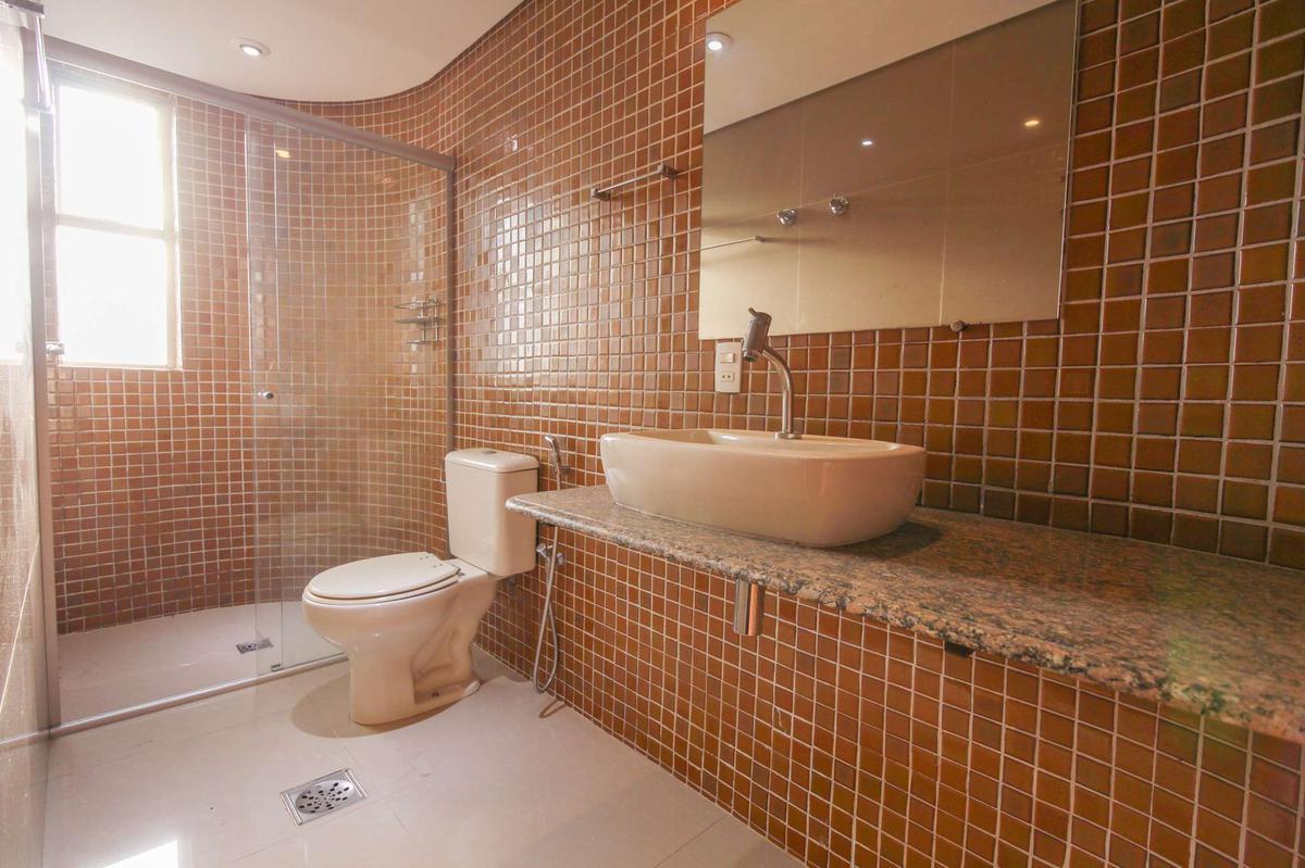 Apartamento, Funcionários, 4 Quartos, 2 Vagas, 1 Suíte
