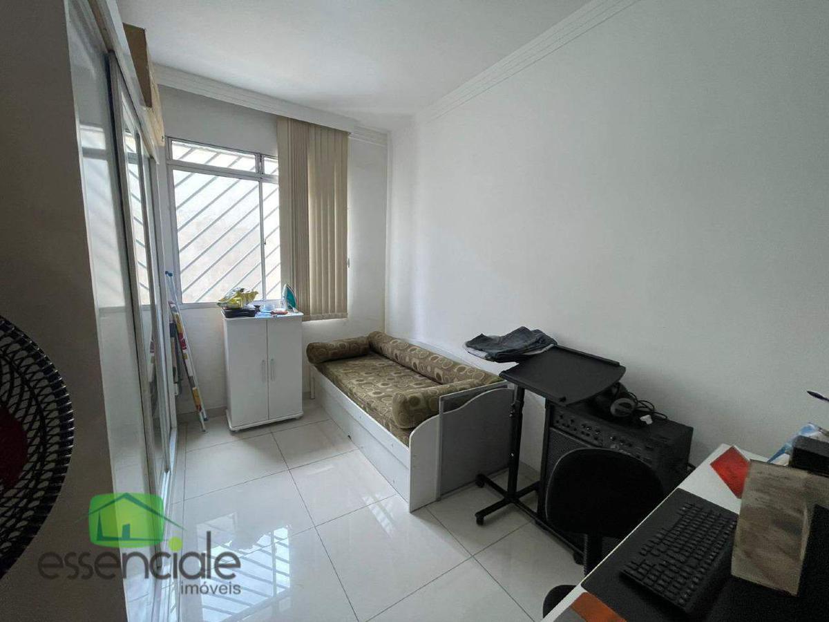 Apartamento, Europa, 2 Quartos, 1 Vaga, 1 Suíte