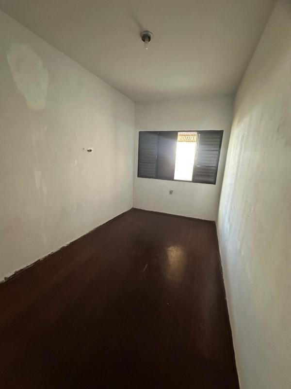 Casa, Centro, 2 Quartos, 1 Vaga