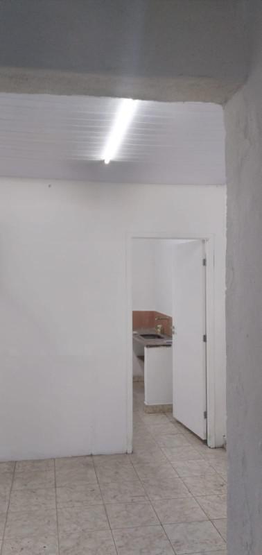 Galpão, Santa Terezinha, 0 Quarto, 0 Vaga