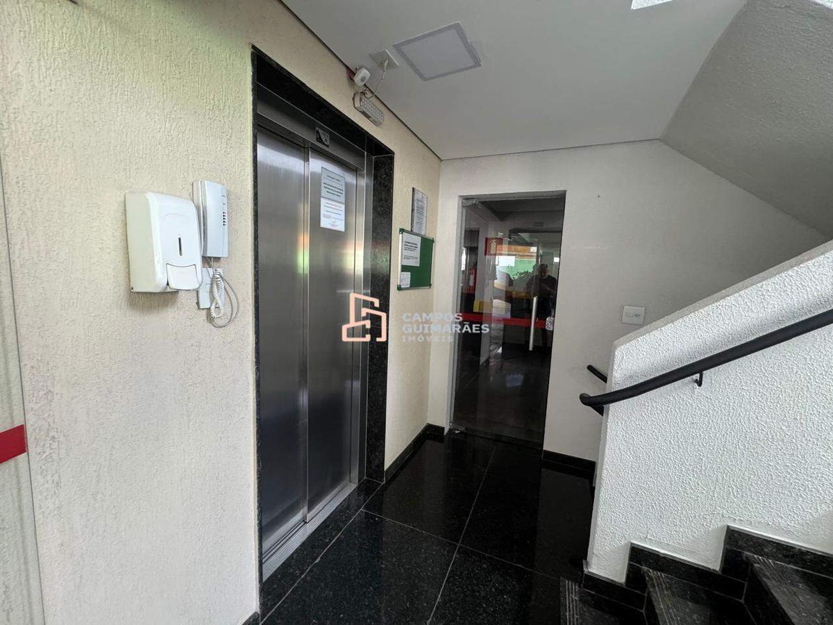 Apartamento, Barreiro, 3 Quartos, 3 Vagas, 1 Suíte