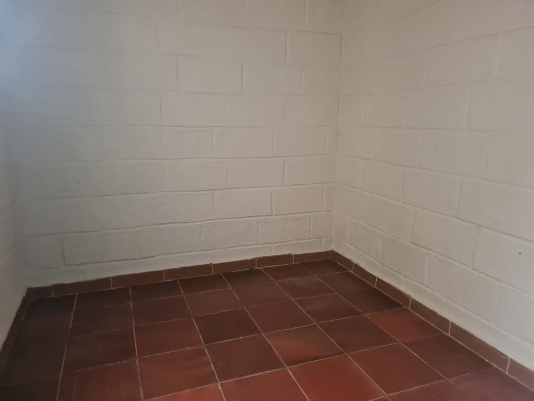Casa, Santa Branca, 2 Quartos, 1 Vaga, 1 Suíte