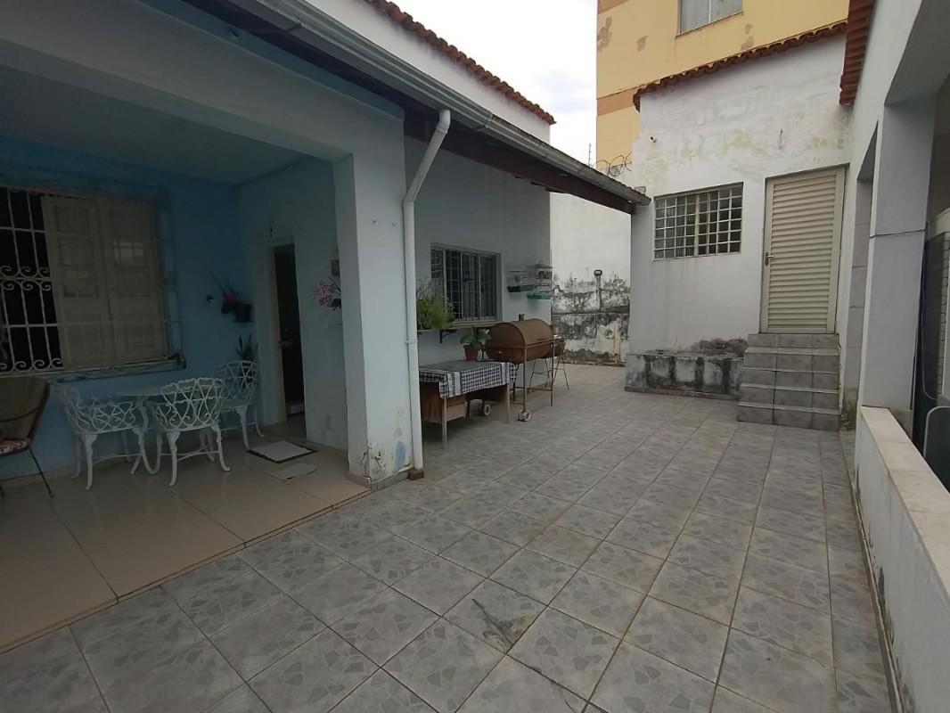 Casa, Nova Suíssa, 2 Quartos, 2 Vagas, 1 Suíte
