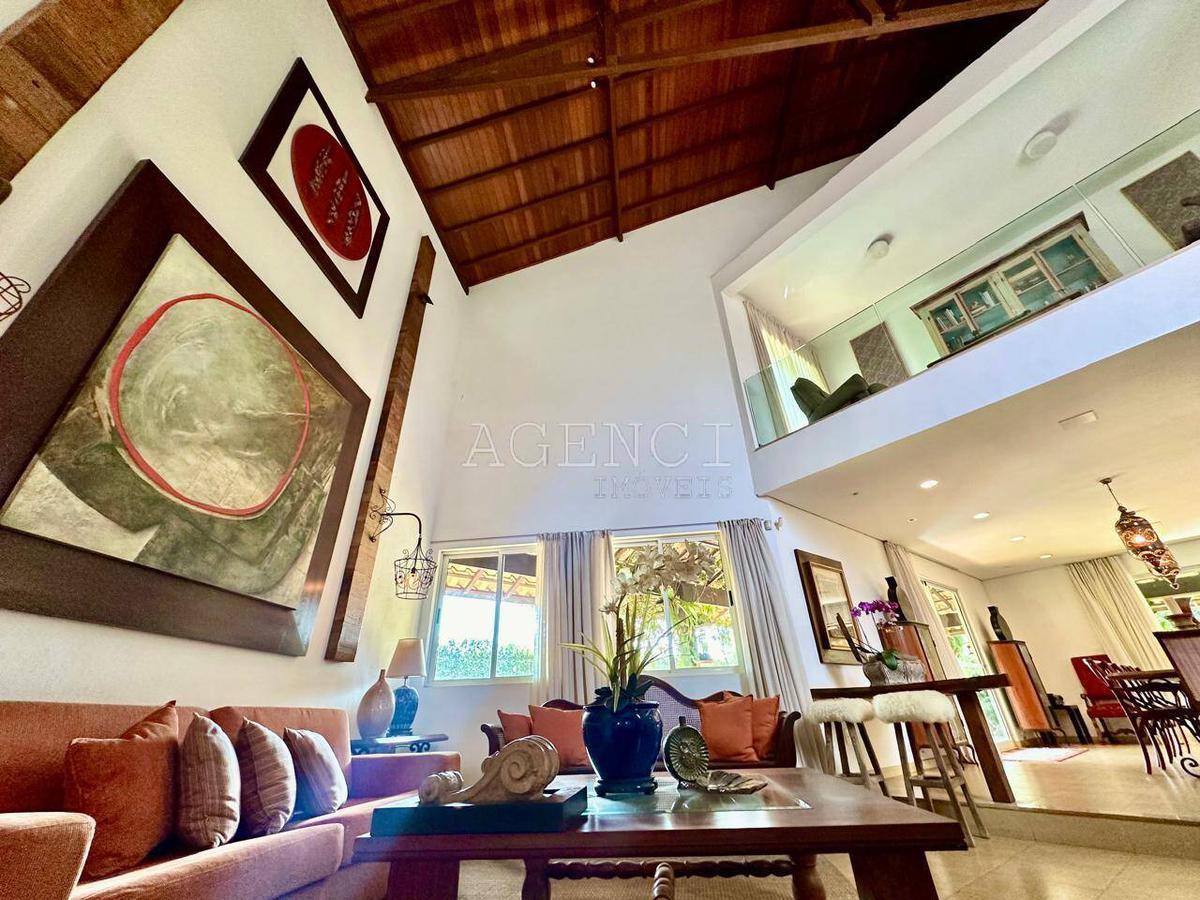 Casa, Jardim Canadá, 5 Quartos, 0 Vaga, 1 Suíte