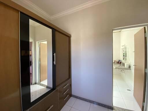 Casa, Alipinho, 5 Quartos, 2 Vagas, 3 Suítes