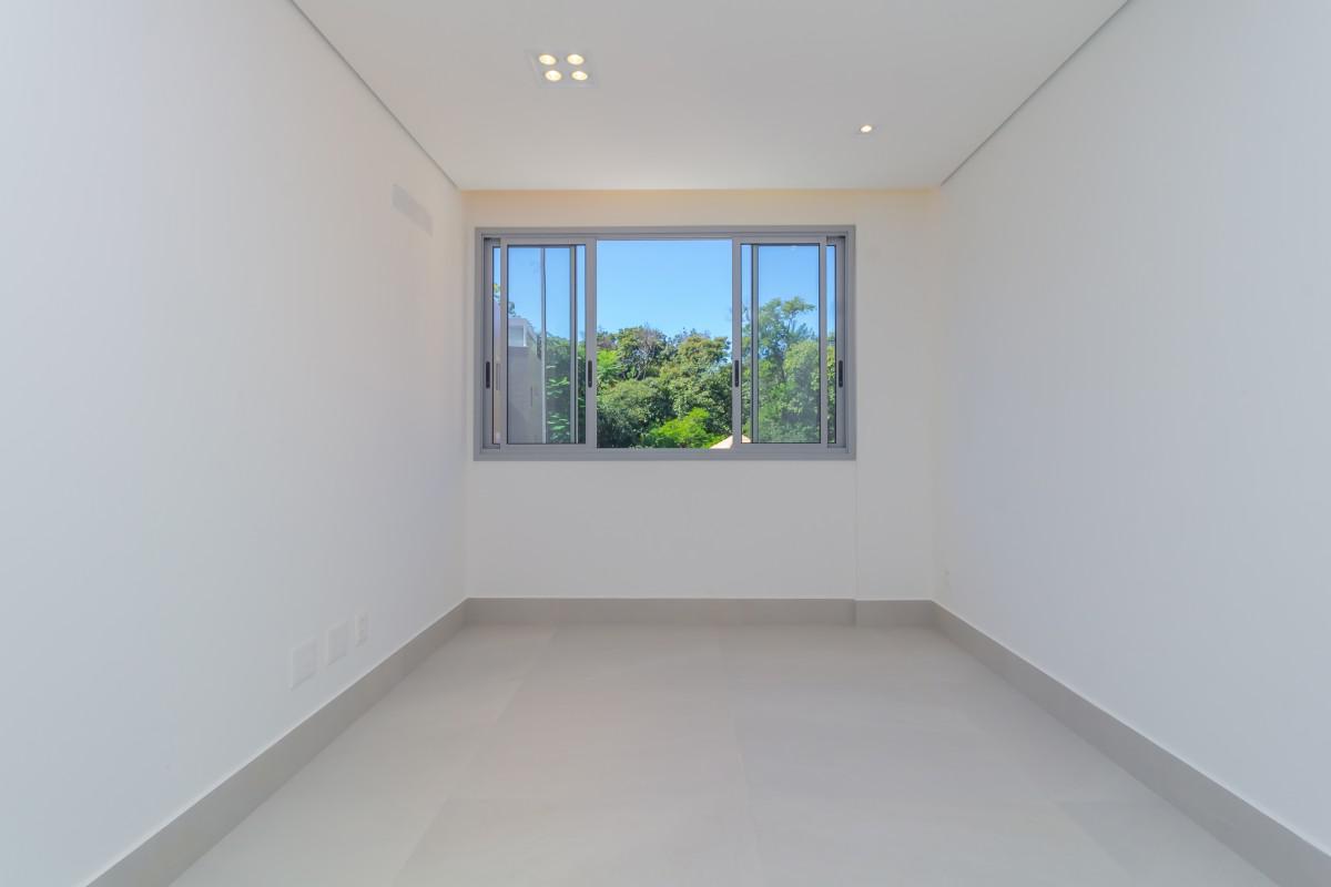 Apartamento, Sagrada Família, 3 Quartos, 2 Vagas, 1 Suíte