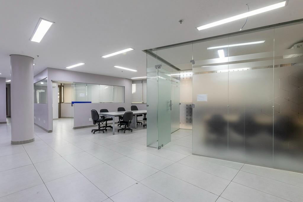 Sala, Vila da Serra, 0 Quarto, 7 Vagas