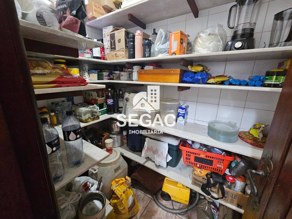 Casa, Nova Suíssa, 3 Quartos, 5 Vagas, 1 Suíte