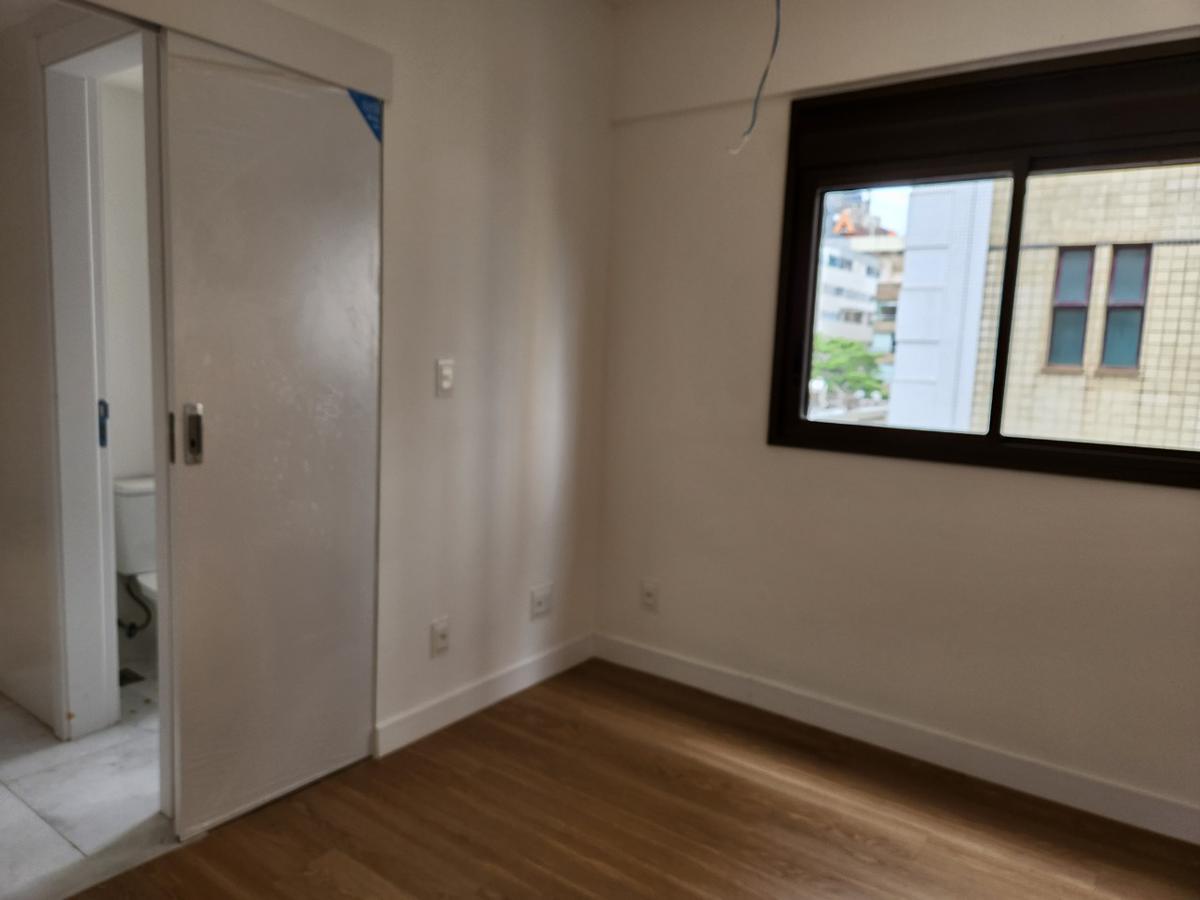Apartamento, Funcionários, 4 Quartos, 4 Vagas, 2 Suítes
