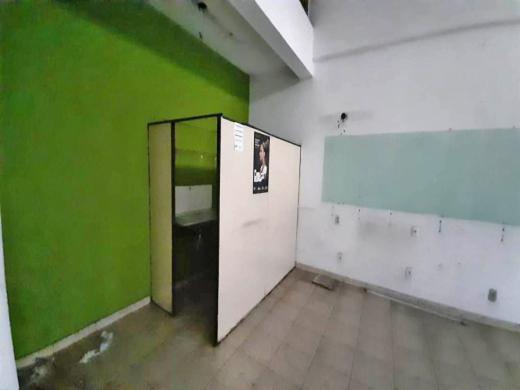 Andar, Centro, 0 Quarto, 0 Vaga