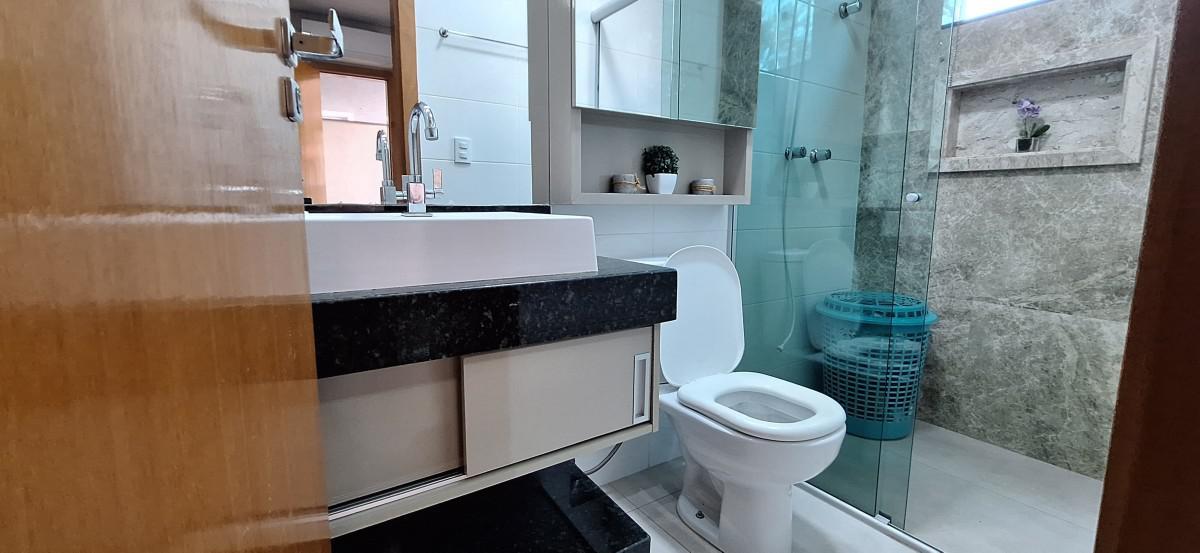 Casa, Planalto, 3 Quartos, 2 Vagas, 1 Suíte