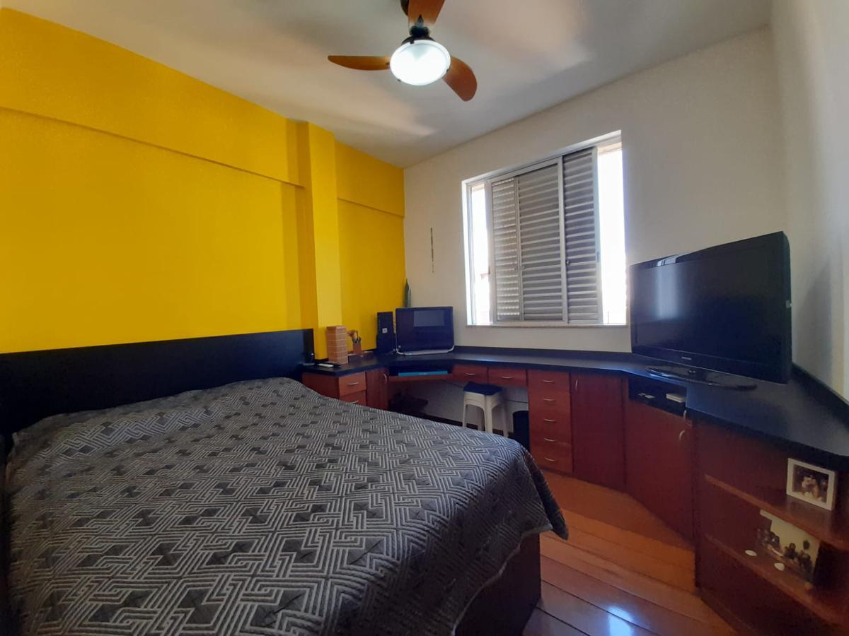 Cobertura, Calafate, 4 Quartos, 2 Vagas, 1 Suíte