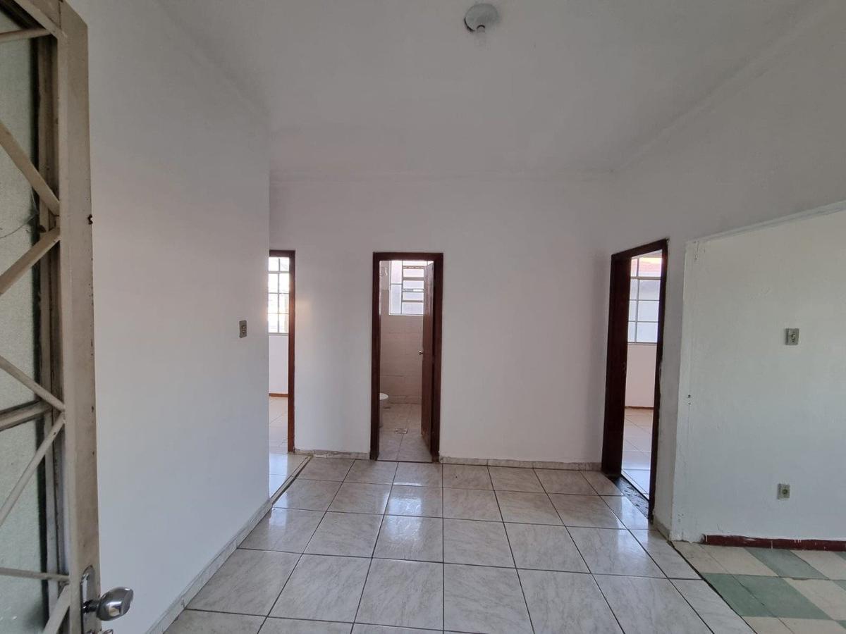 Casa, Lagoinha, 6 Quartos, 0 Vaga, 2 Suítes