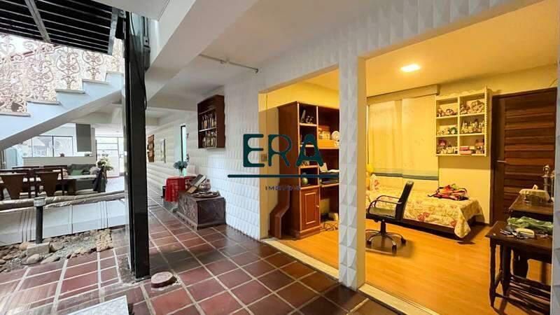 Casa, Serra, 7 Quartos, 8 Vagas, 2 Suítes