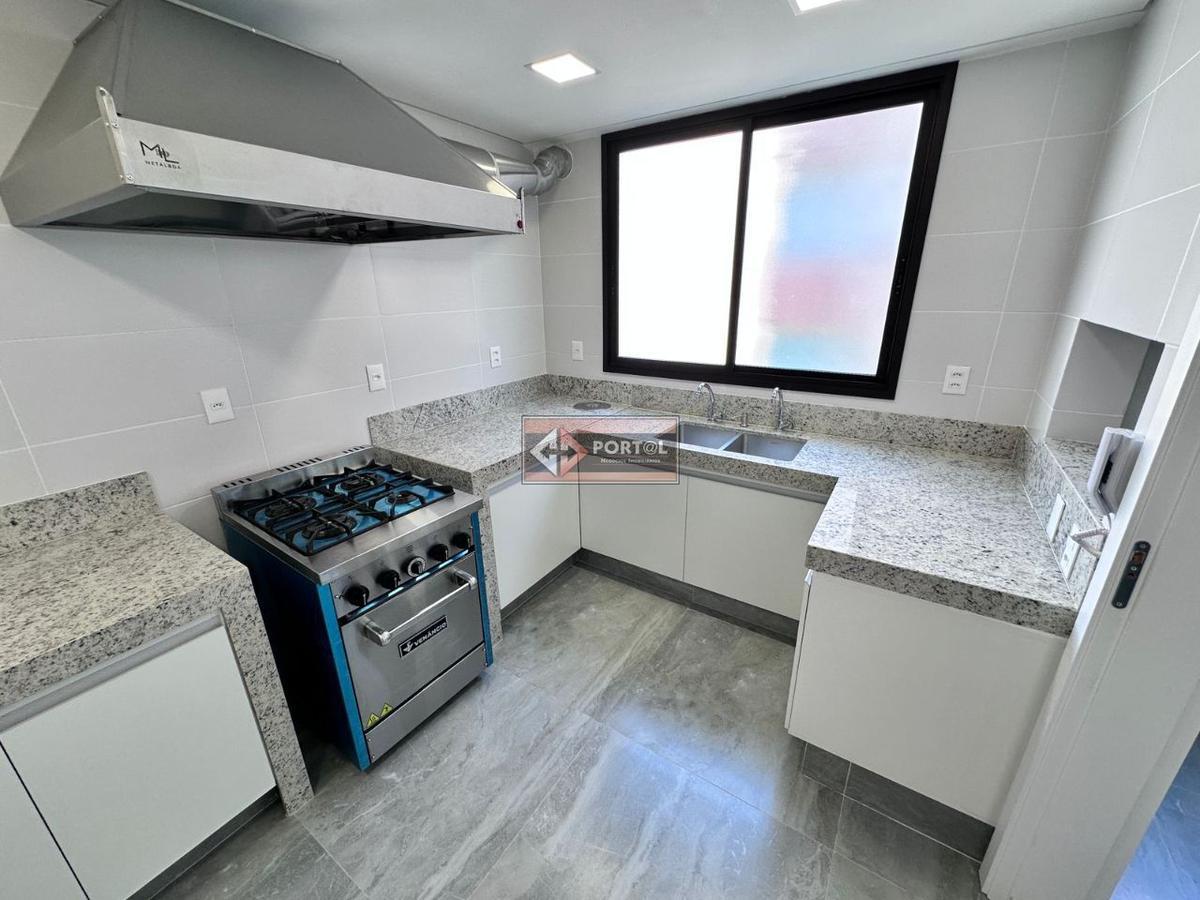 Apartamento, Castelo, 4 Quartos, 2 Vagas, 1 Suíte