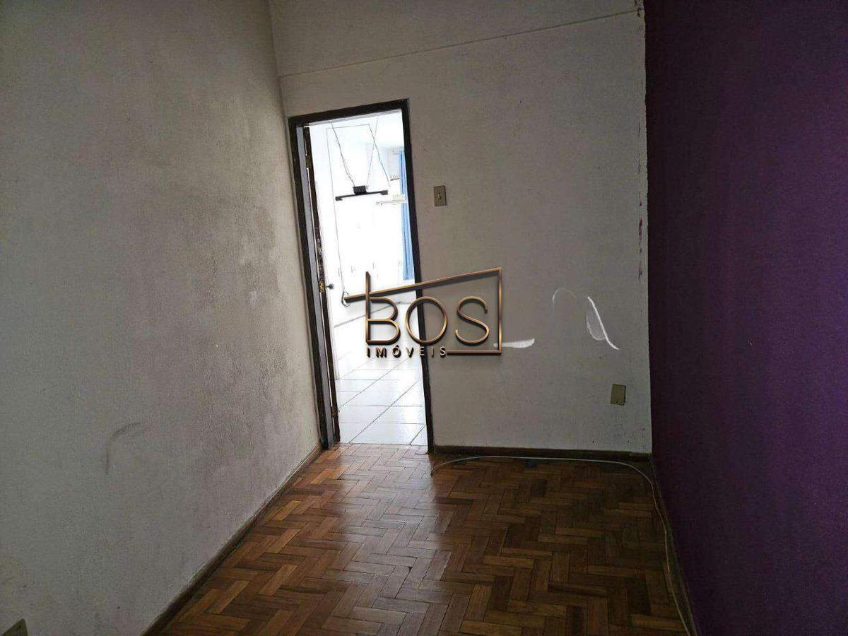 Sala, Centro, 0 Quarto, 0 Vaga, 1 Suíte