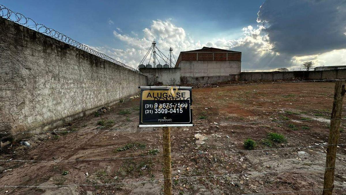 Lote, Vale das Palmeiras, 0 Quarto, 0 Vaga