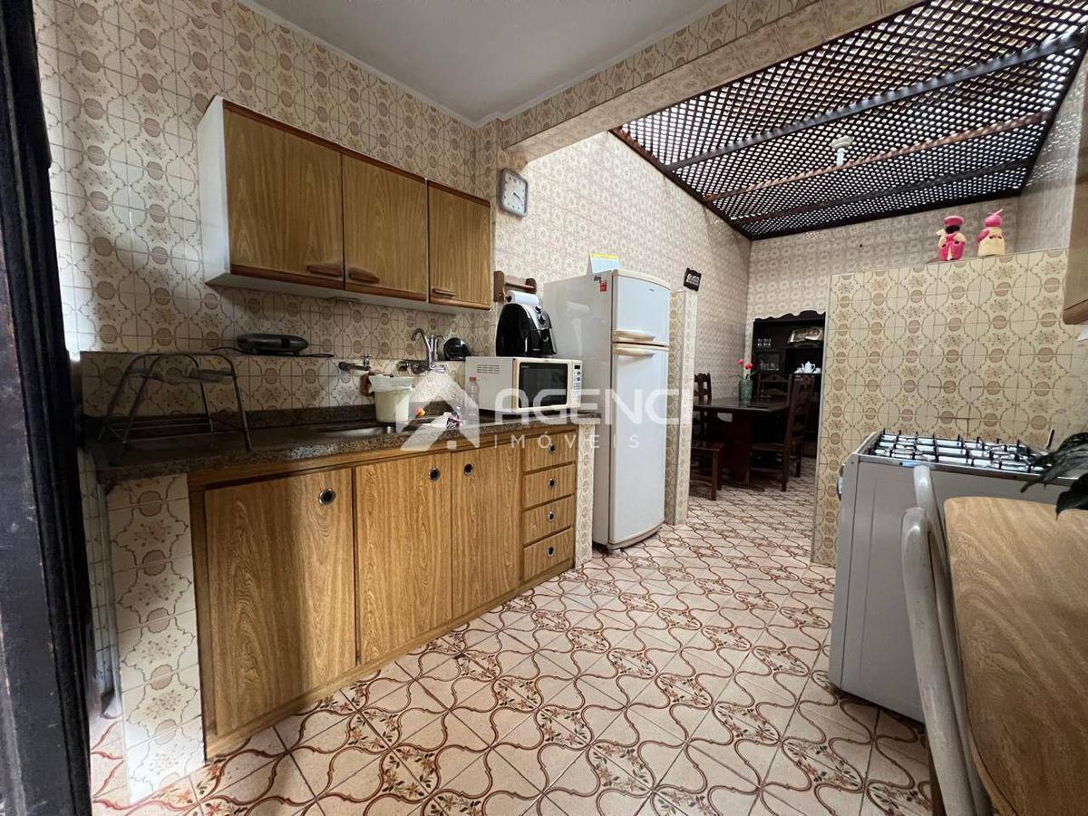 Casa, Camargos, 3 Quartos, 0 Vaga, 0 Suíte