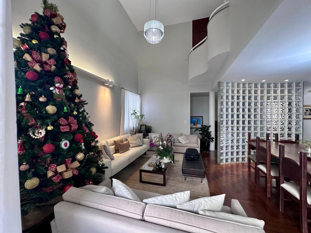 Casa, Santa Lúcia, 3 Quartos, 4 Vagas, 1 Suíte