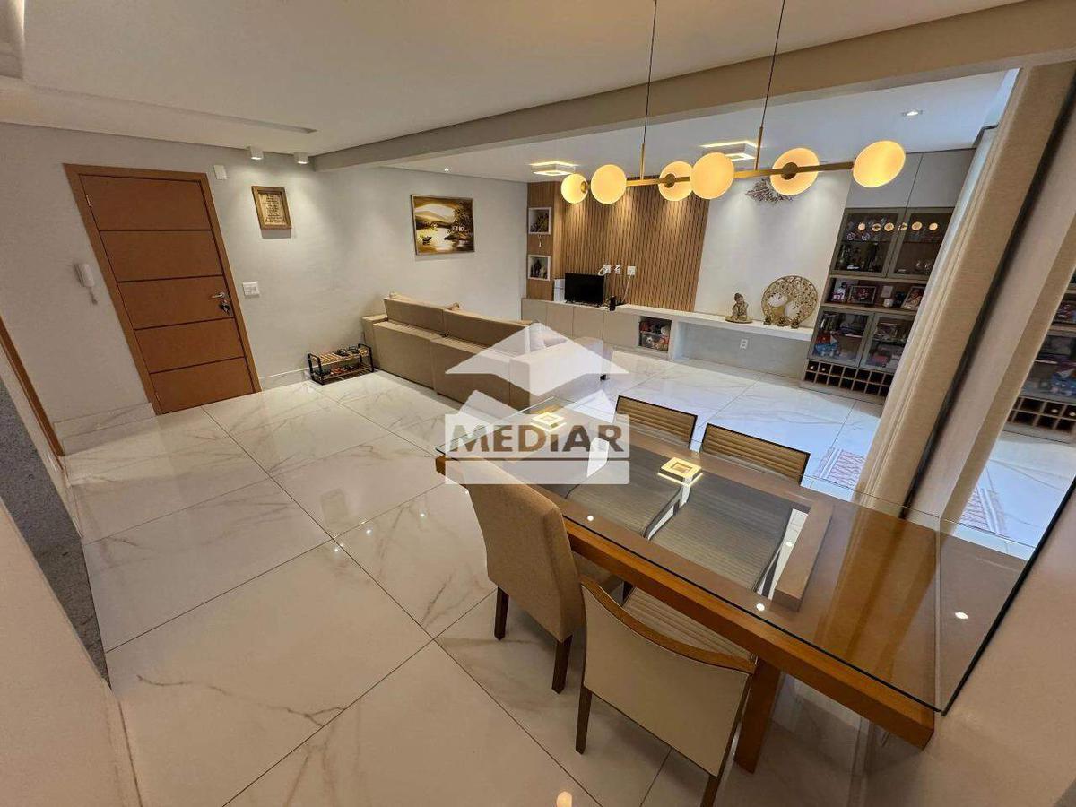 Apartamento, Sagrada Família, 4 Quartos, 2 Vagas, 4 Suítes