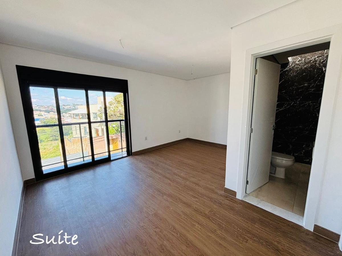 Casa, Cabral, 3 Quartos, 3 Vagas, 1 Suíte