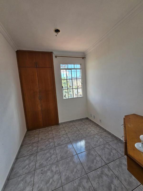 Casa, Camargos, 3 Quartos, 2 Vagas, 1 Suíte