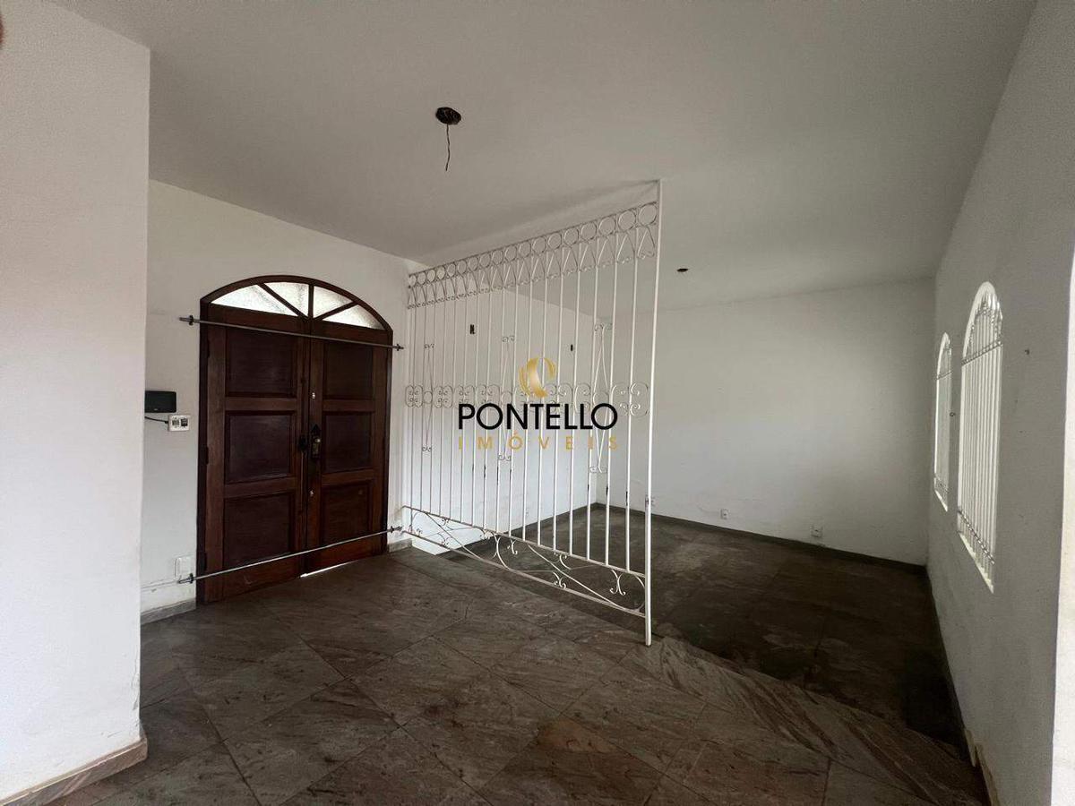 Casa, Jardim Arizona, 3 Quartos, 2 Vagas, 1 Suíte
