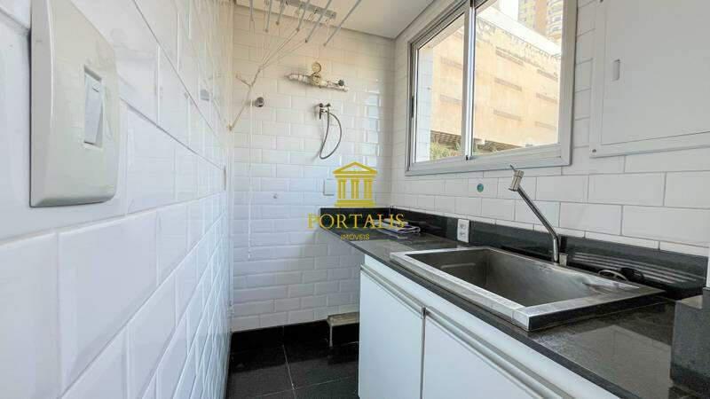 Apartamento, Luxemburgo, 3 Quartos, 1 Vaga, 1 Suíte
