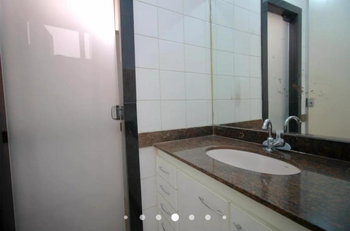 Casa, Santa Cruz, 3 Quartos, 4 Vagas, 1 Suíte