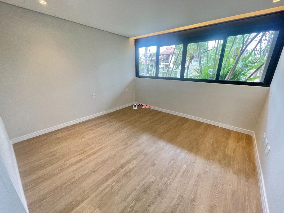 Casa, Bandeirantes (pampulha), 4 Quartos, 10 Vagas, 4 Suítes