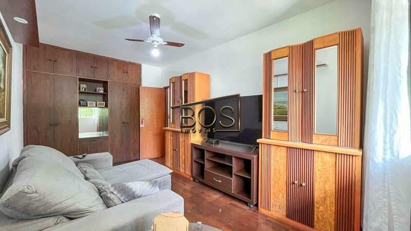 Casa, Serra, 4 Quartos, 2 Vagas, 2 Suítes