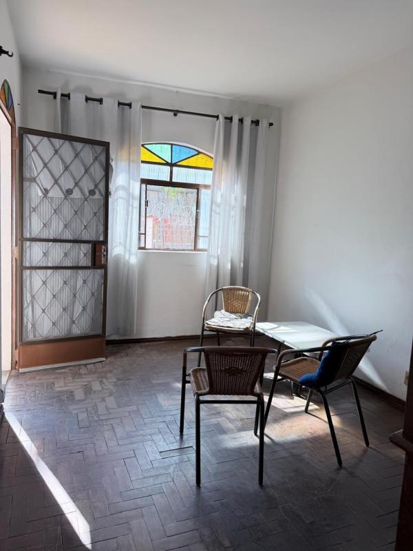 Casa, Nova Cachoeirinha, 3 Quartos, 0 Vaga, 1 Suíte