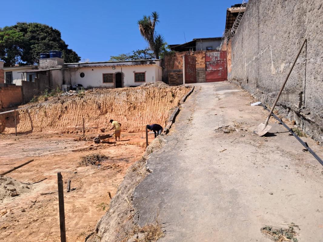 Galpão, Céu Azul, 0 Quarto, 0 Vaga